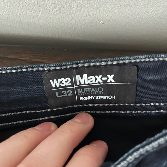 Men’s Buffalo Brand Jeans - Picture 2 of 4